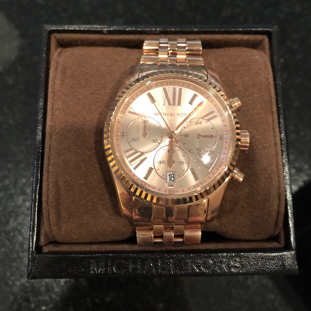 New Micheal Kors Rose Gold Blush Watch for Women